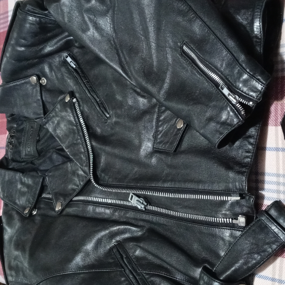 Small biker jacket - Picture 2 of 4